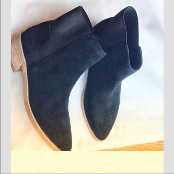 Vaneli black suede booties.  New in box. - Picture 6 of 7